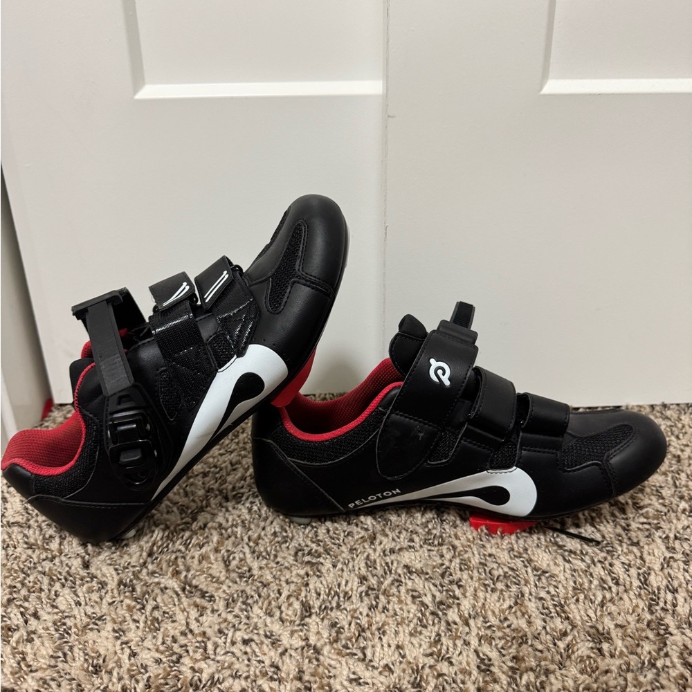 Peloton bicycle shoes